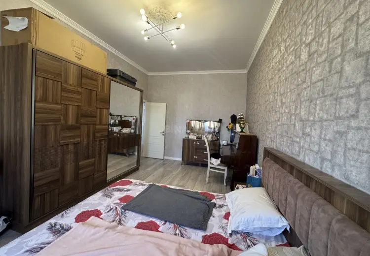 3 otaqlı mənzil Satılır, Bayıl qəs., Abşeron