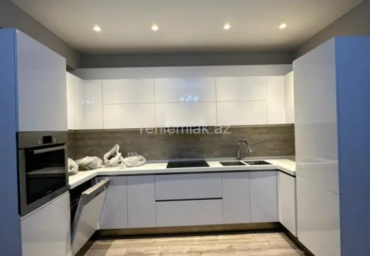 1 800 AZN - 3 otaqlı mənzil Kirayə (aylıq), Xətai, Bakı