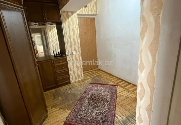 900 AZN - 4 otaqlı mənzil Kirayə (aylıq), Yasamal qəs., Yasamal, Bakı