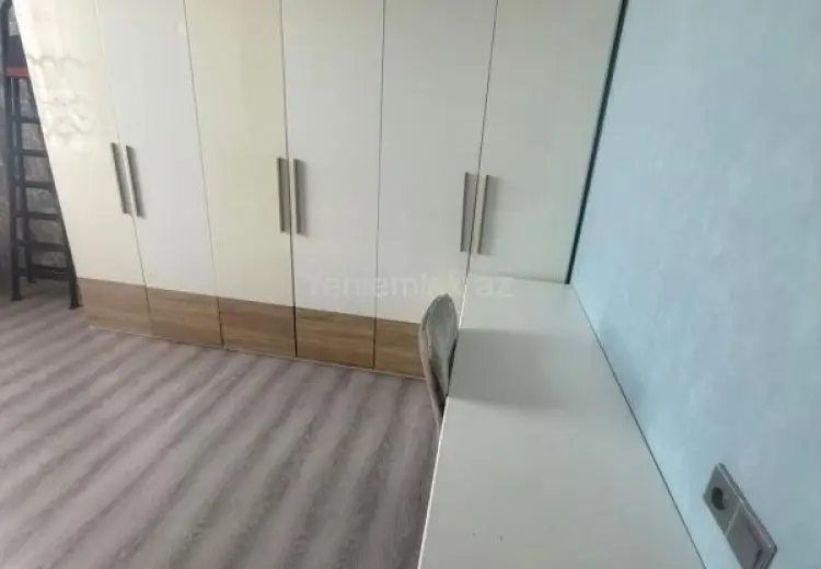 800 AZN - 4 otaqlı mənzil Kirayə (aylıq), 6-cı mikrorayon, Sumqayıt