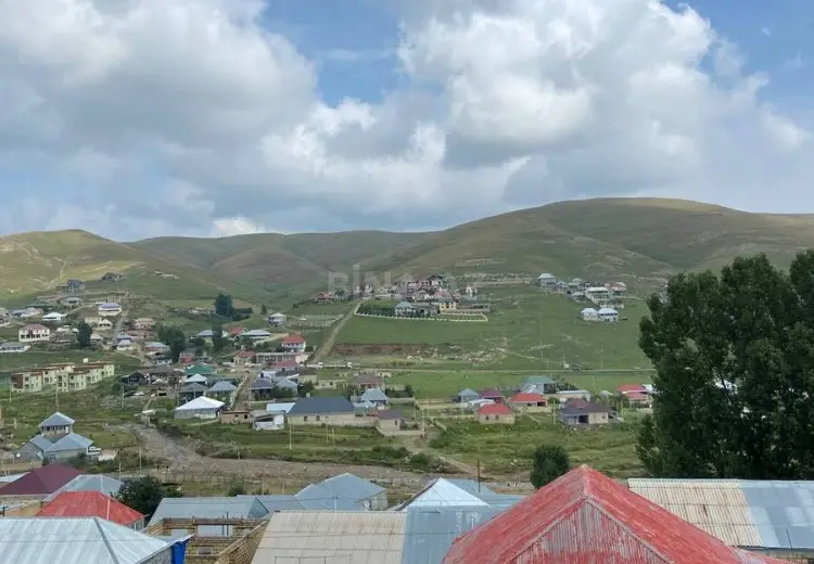 47 000 AZN - 9 otaqlı mənzil Satılır, Daşkəsən