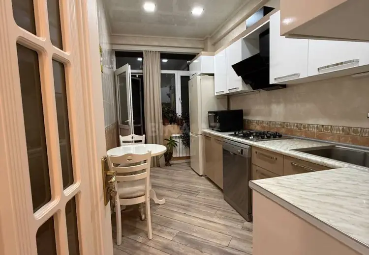 800 AZN - 2 otaqlı mənzil Kirayə (aylıq), Abşeron