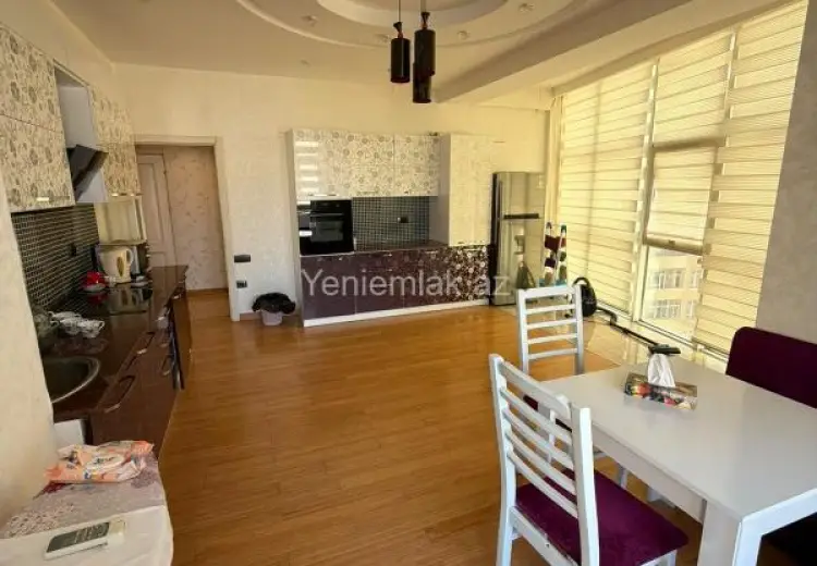 1 300 AZN - 3 otaqlı mənzil Kirayə (aylıq), Xətai, Bakı