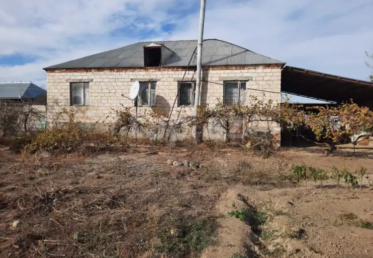 45 000 AZN - 5 otaqlı mənzil , Şəmkir