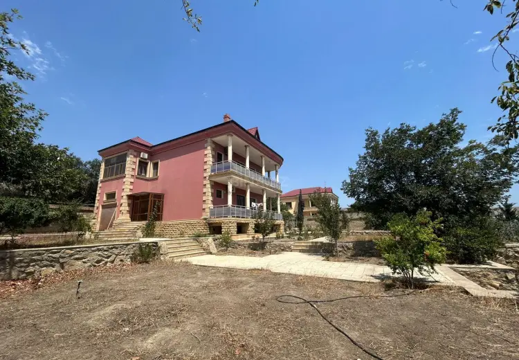 5 otaqlı mənzil Satılır, Şıxov qəs., Səbail, Bakı