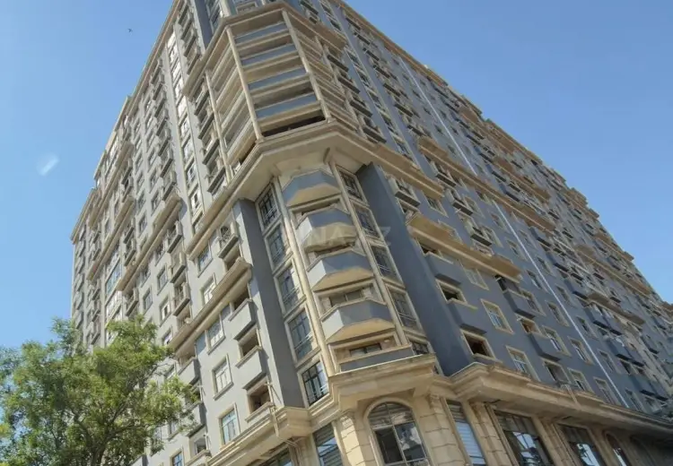 4 otaqlı mənzil Satılır, 8-ci mikrorayon, Binəqədi, Bakı