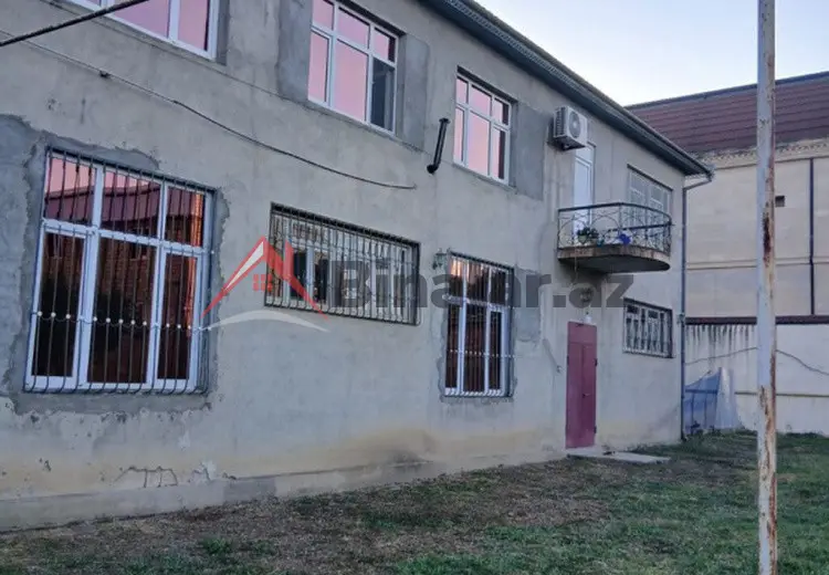 200 AZN - 6 otaqlı mənzil Satılır, Masallı