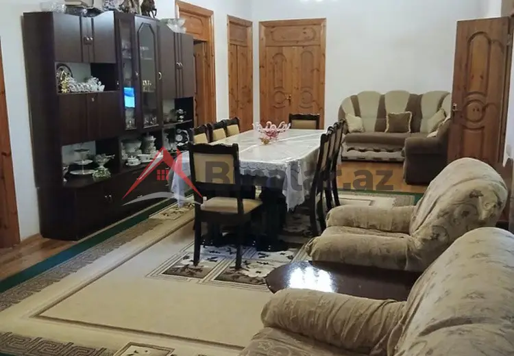 200 AZN - 6 otaqlı mənzil Satılır, Masallı