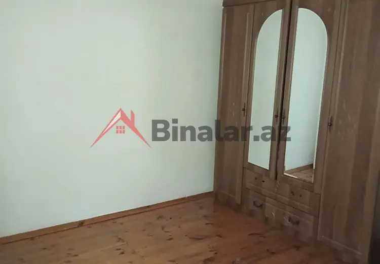 200 AZN - 6 otaqlı mənzil Satılır, Masallı