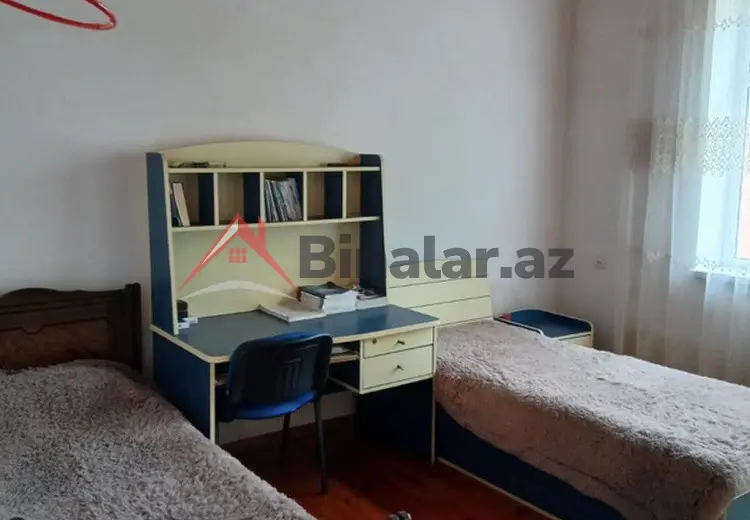 200 AZN - 6 otaqlı mənzil Satılır, Masallı