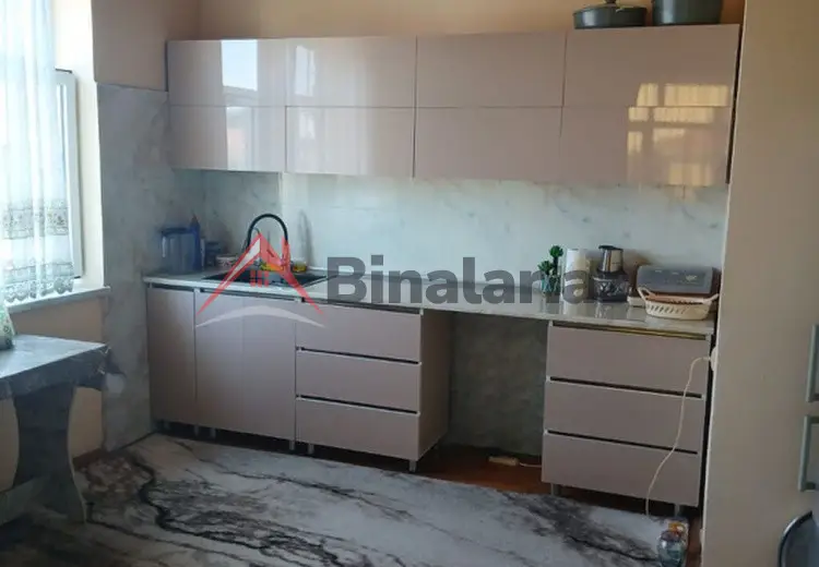 200 AZN - 6 otaqlı mənzil Satılır, Masallı