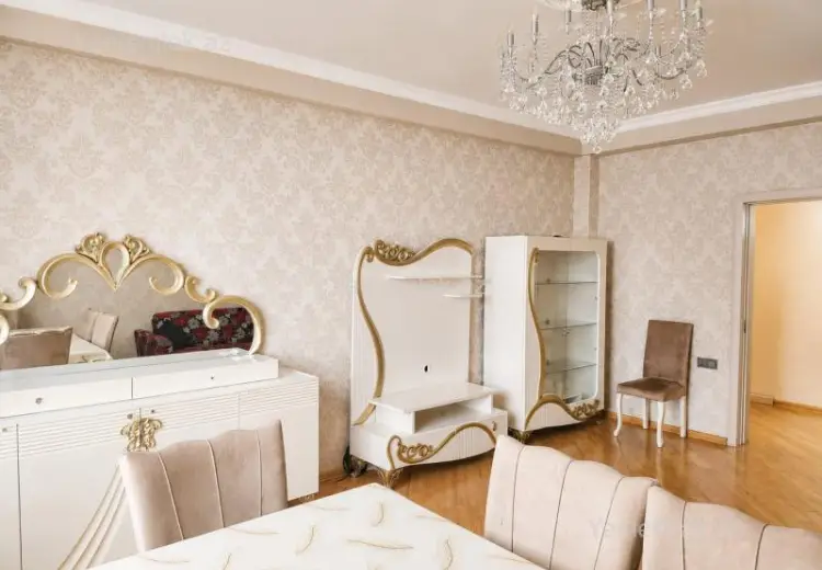 800 AZN - 3 otaqlı mənzil Kirayə (aylıq), Xətai, Bakı