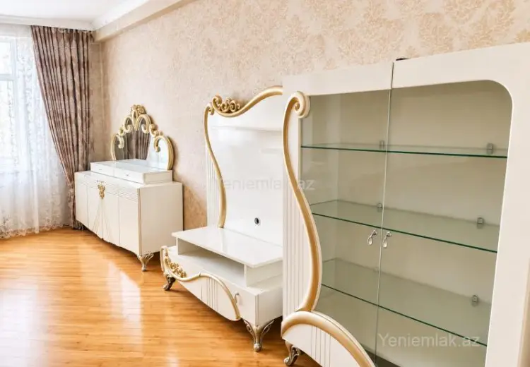 800 AZN - 3 otaqlı mənzil Kirayə (aylıq), Xətai, Bakı