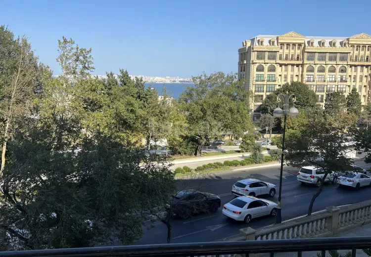 800 AZN - 2 otaqlı mənzil Kirayə (aylıq), Bakı