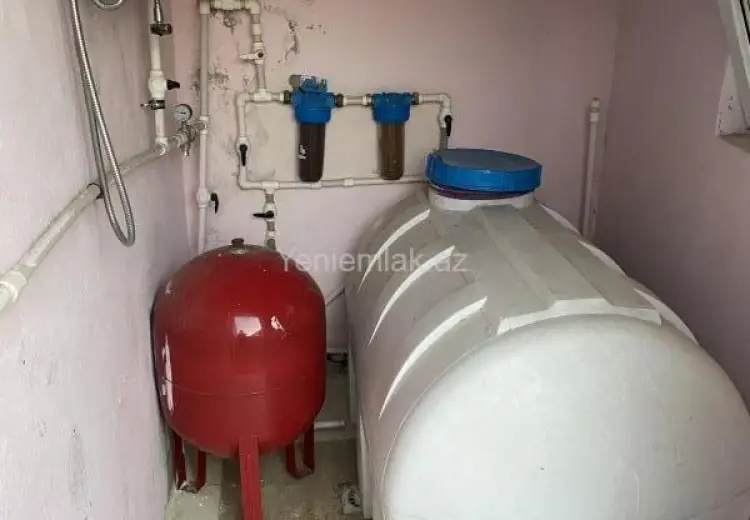 210 000 AZN - 10 otaqlı mənzil Satılır, Novxanı, Abşeron