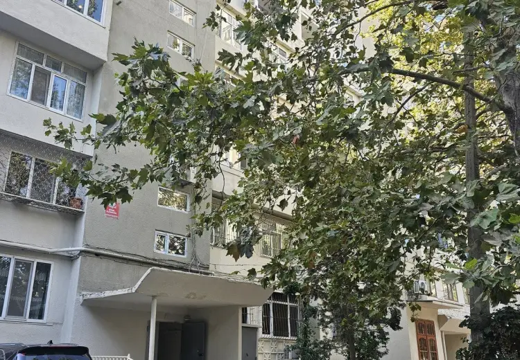 3 otaqlı mənzil Satılır, 8-ci mikrorayon, Binəqədi, Bakı