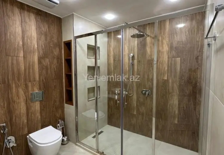 5 000 AZN - 3 otaqlı mənzil Kirayə (aylıq), Səbail, Bakı