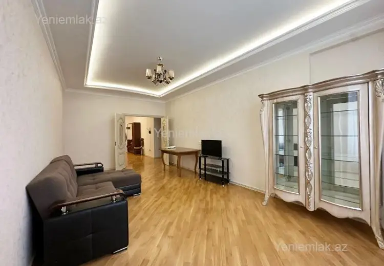 1 200 AZN - 3 otaqlı mənzil Kirayə (aylıq), Yasamal qəs., Yasamal, Bakı