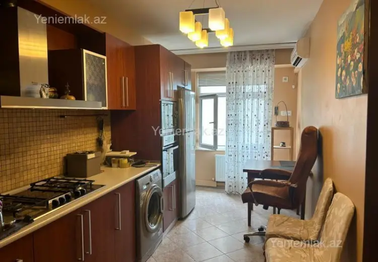 1 400 AZN - 3 otaqlı mənzil Kirayə (aylıq), Səbail, Bakı