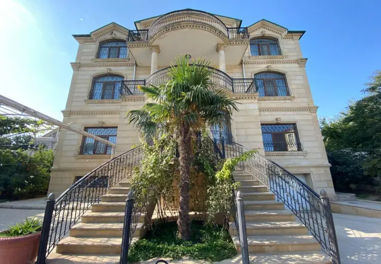 8 otaqlı mənzil Satılır, Badamdar qəs., Səbail, Bakı