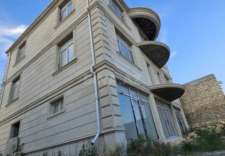 9 otaqlı mənzil Satılır, Badamdar qəs., Səbail, Bakı