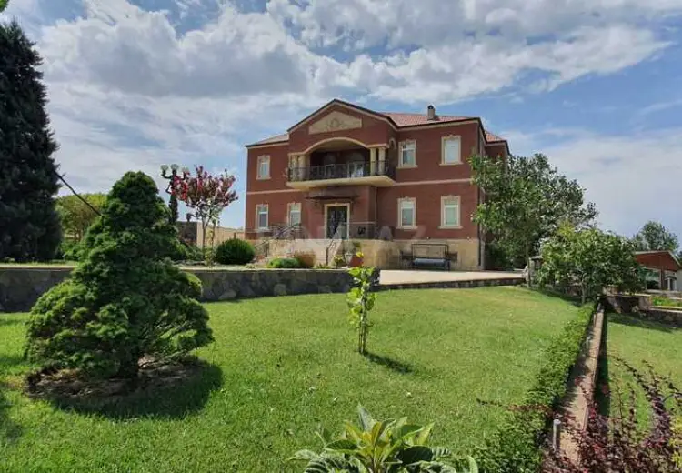 10 otaqlı mənzil Satılır, Novxanı, Abşeron