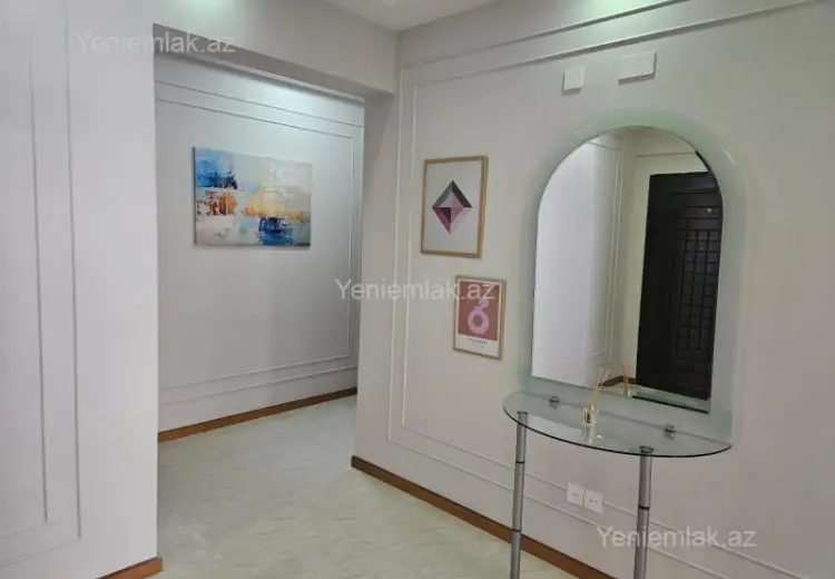 1 300 AZN - 3 otaqlı mənzil Kirayə (aylıq), Nizami, Bakı