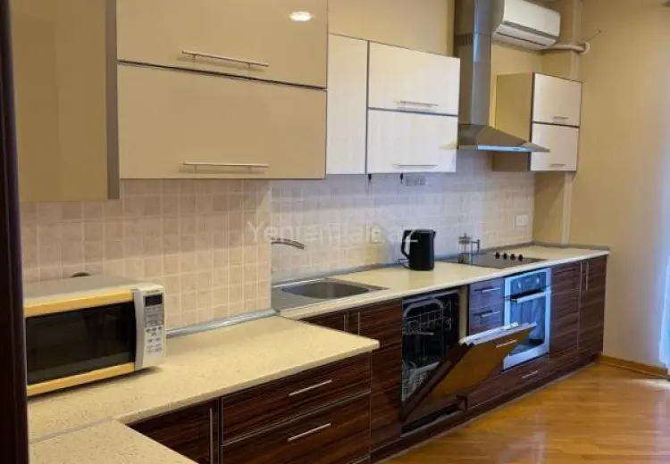 1 350 AZN - 3 otaqlı mənzil Kirayə (aylıq), Nərimanov, Bakı
