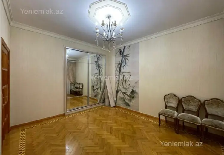 1 300 AZN - 4 otaqlı mənzil Kirayə (aylıq), Səbail, Bakı