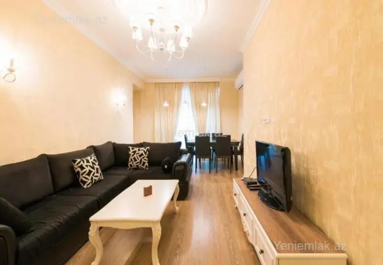 1 100 AZN - 3 otaqlı mənzil Kirayə (aylıq), Yasamal qəs., Yasamal, Bakı