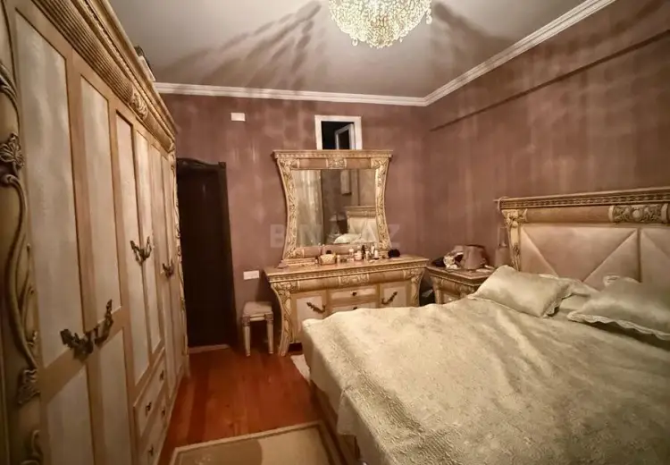 3 otaqlı mənzil Satılır, Yeni Yasamal qəs., Yasamal, Bakı