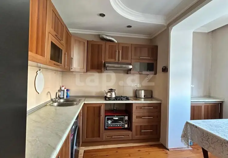 3 otaqlı mənzil , Bakı