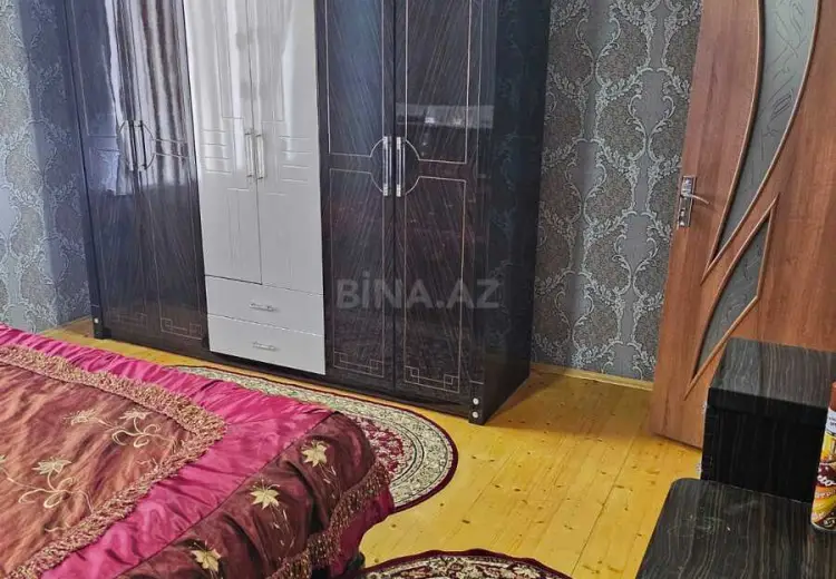 100 000 AZN - 7 otaqlı mənzil Satılır, Gədəbəy