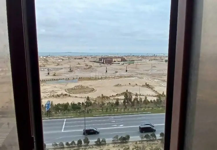 3 otaqlı mənzil Satılır, Bayıl qəs., Səbail, Bakı