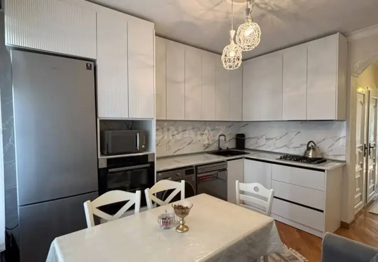 2 otaqlı mənzil Satılır, Əhmədli, Xətai, Bakı
