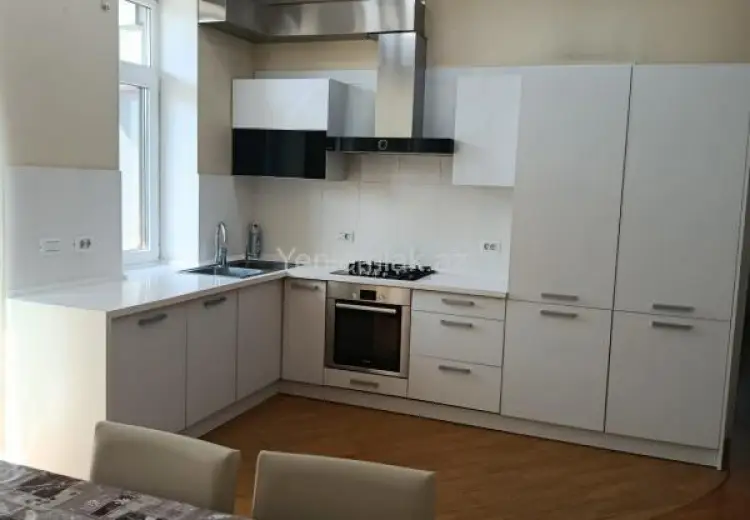 1 500 AZN - 3 otaqlı mənzil Kirayə (aylıq), Yasamal qəs., Yasamal, Bakı