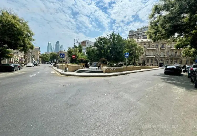 750 000 AZN - 4 otaqlı mənzil Satılır, Səbail, Bakı