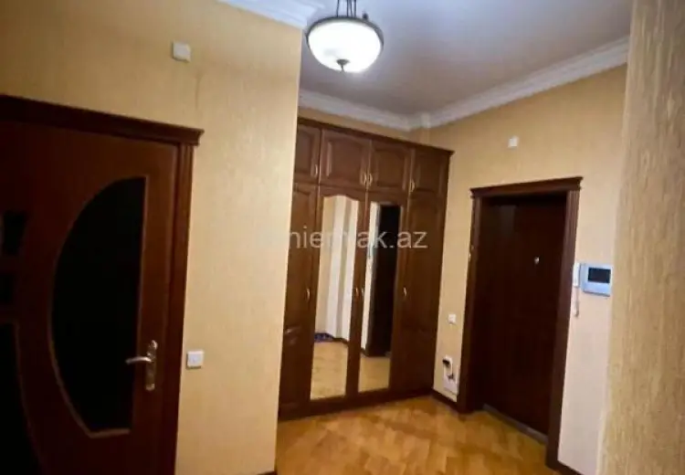 1 000 AZN - 3 otaqlı mənzil Kirayə (aylıq), Nəsimi, Bakı