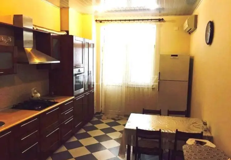 1 200 AZN - 3 otaqlı mənzil Kirayə (aylıq), Nərimanov, Bakı