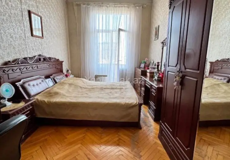 210 000 AZN - 2 otaqlı mənzil Satılır, Yasamal qəs., Nizami, Bakı