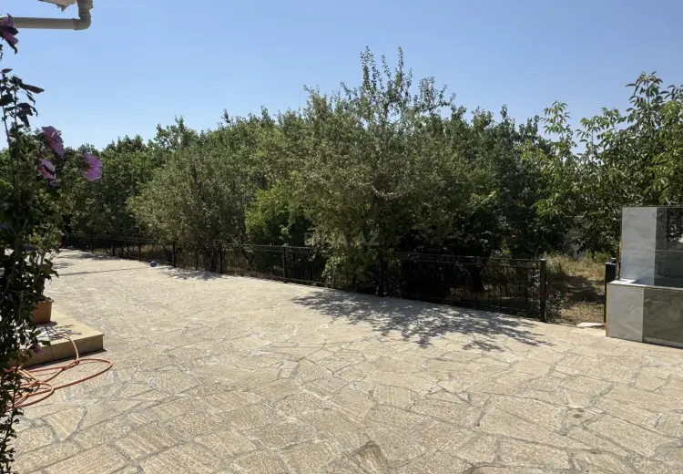 200 AZN - 6 otaqlı mənzil Kirayə (aylıq), Şamaxı