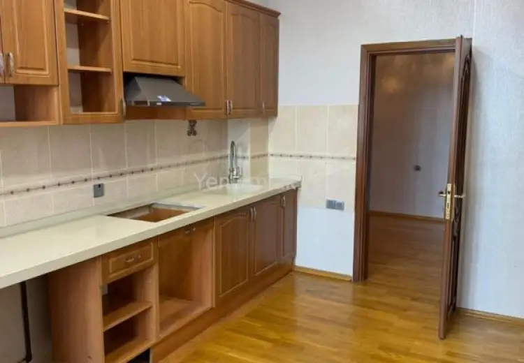 325 000 AZN - 3 otaqlı mənzil Satılır, 4-cü mikrorayon, Nəsimi, Bakı