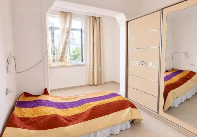 2 otaqlı mənzil Satılır, Nizami, Bakı