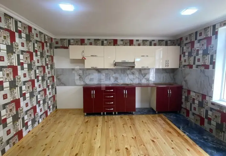 80 AZN - 5 otaqlı mənzil Kirayə (aylıq), Şirvan