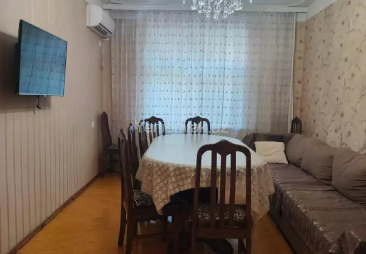 750 AZN - 4 otaqlı mənzil Kirayə (aylıq), Badamdar qəs., Səbail, Bakı