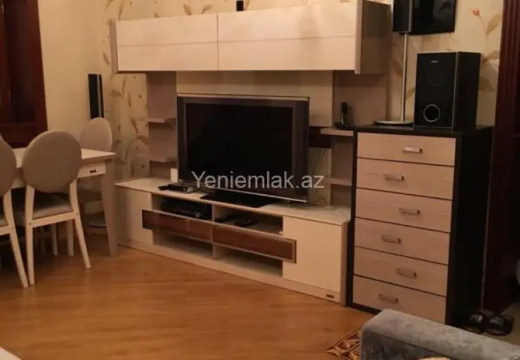800 AZN - 3 otaqlı mənzil Kirayə (aylıq), Nərimanov, Bakı