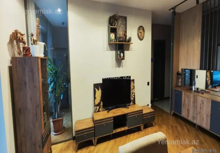 1 300 AZN - 3 otaqlı mənzil Kirayə (aylıq), Yasamal qəs., Yasamal, Bakı