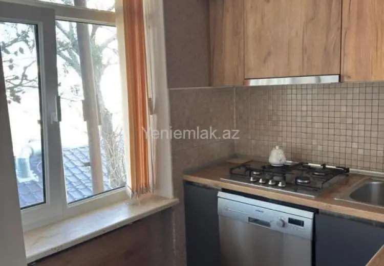 950 AZN - 3 otaqlı mənzil Kirayə (aylıq), Yasamal qəs., Yasamal, Bakı