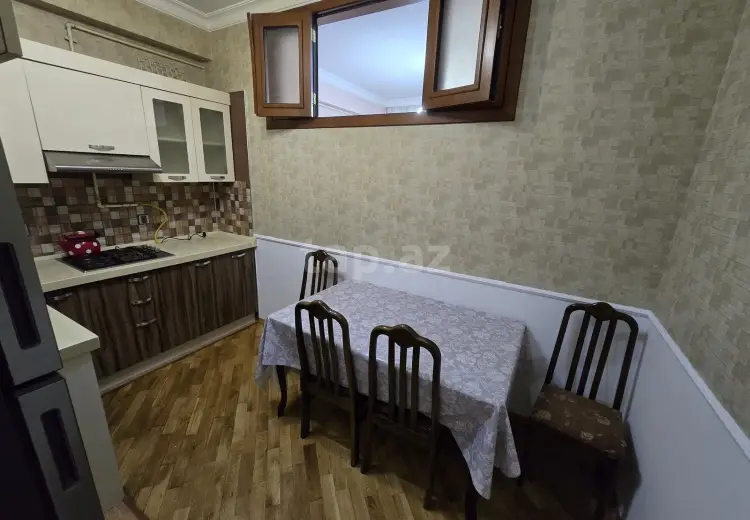 900 AZN - 2 otaqlı mənzil Kirayə (aylıq), Bakı