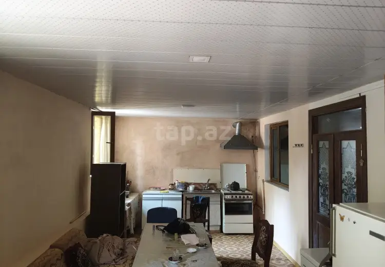 100 AZN - 3 otaqlı mənzil Kirayə (aylıq), Şəki